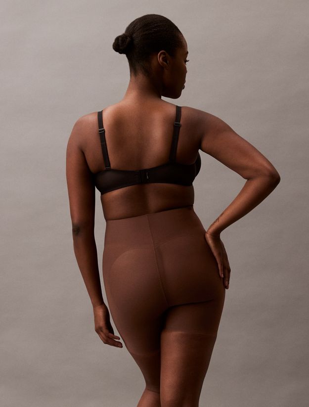 Sculpted Shapewear Shorts - Stay Put Mesh