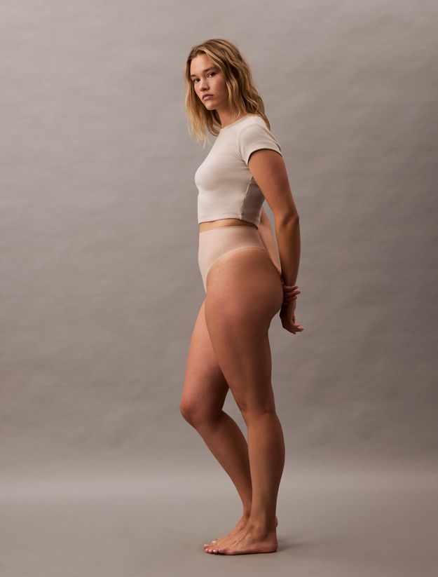 Sculpted Shapewear Thong - Stay Put Mesh