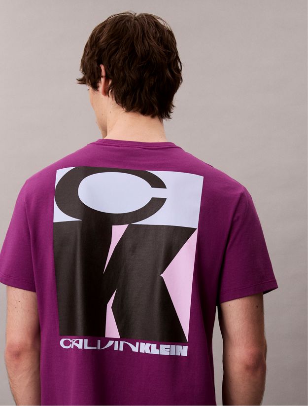 Bold Logo Graphic Relaxed T-Shirt