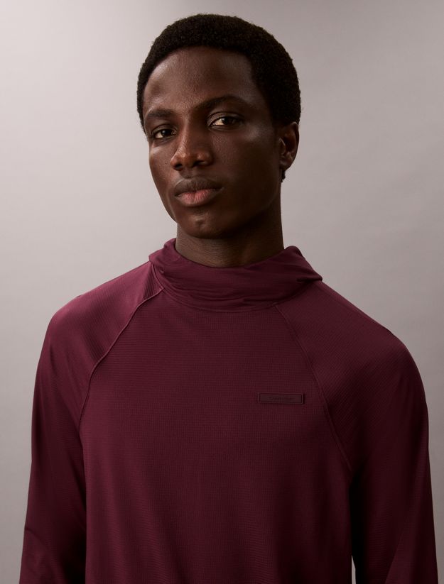 Quick-Dry Thumbhole Travel T-Shirt Hoodie