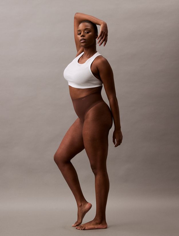 Sculpted Shapewear Thong - Stay Put Mesh