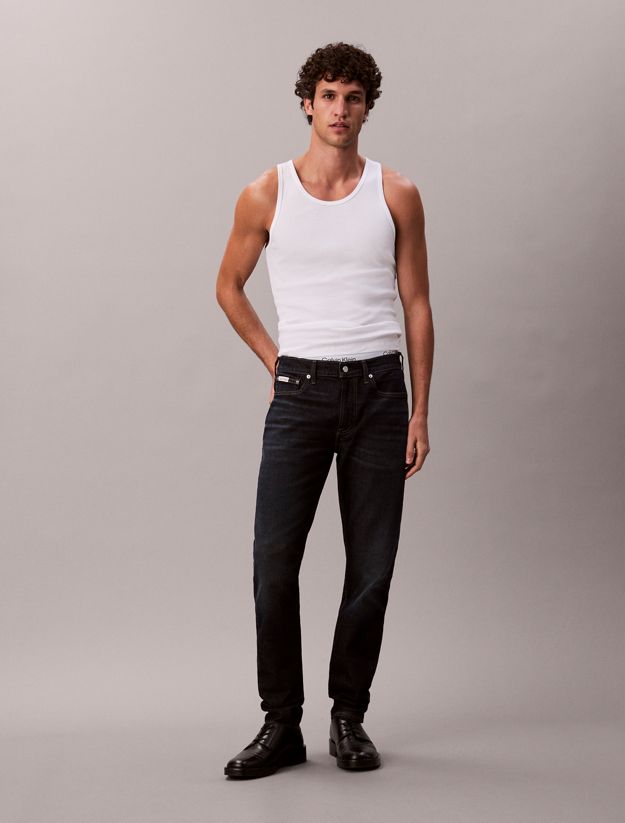 Slim Tapered Jeans