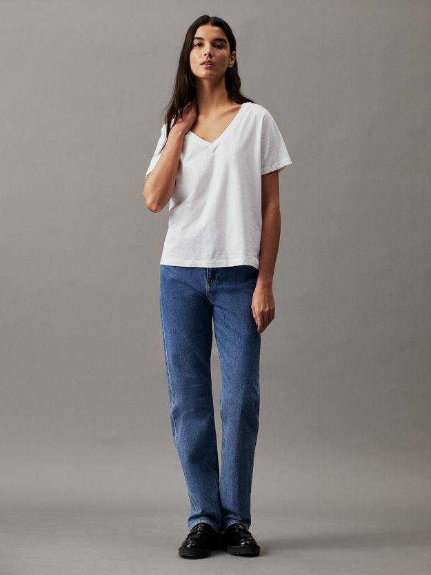 V-neck T-shirt