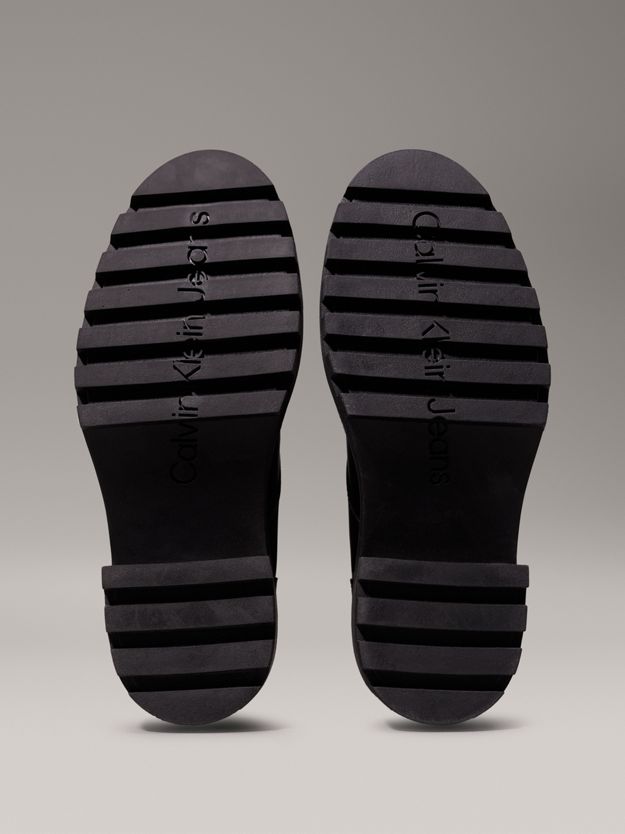 Leather Chunky Heeled Zip Boots