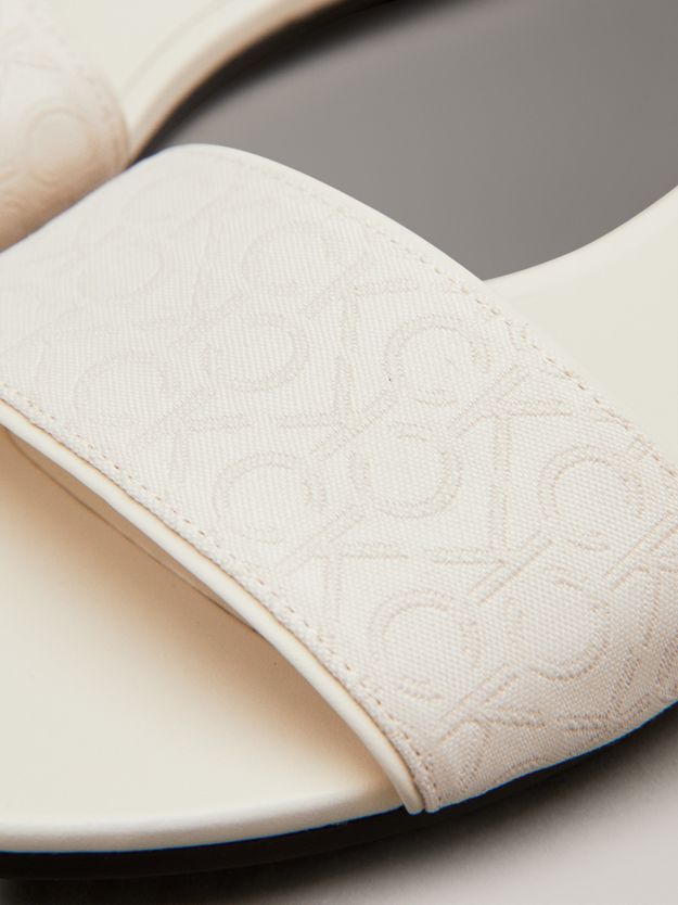 Logo Jacquard Sliders