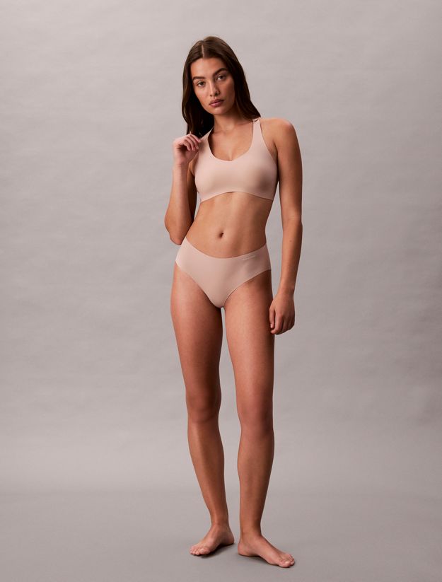 Lightly Lined Racerback Bralette - Invisibles