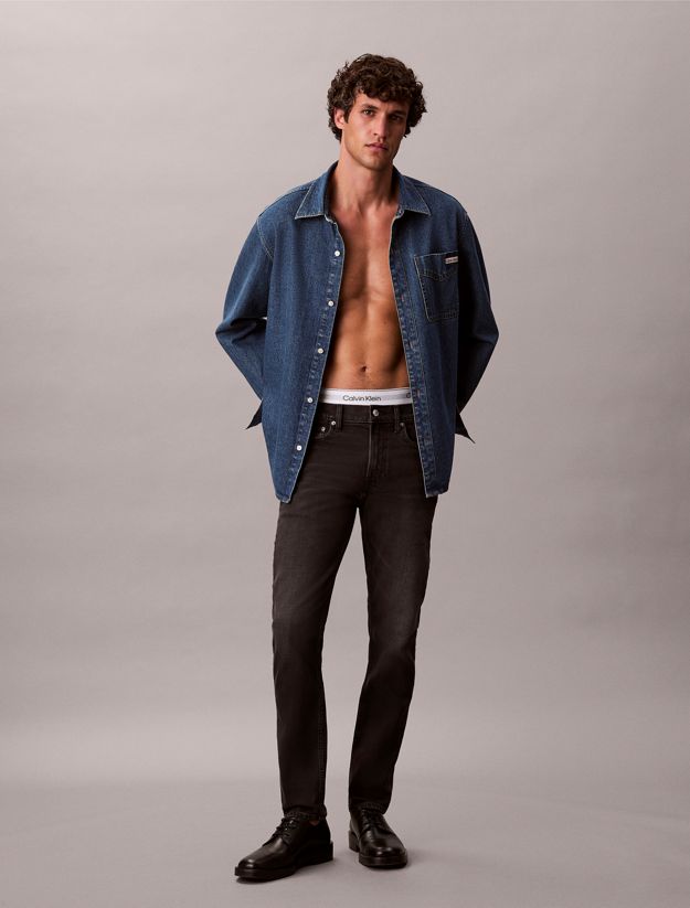 Slim Tapered Jeans