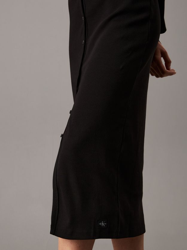 Slim Ribbed Buttoned Maxi Dress