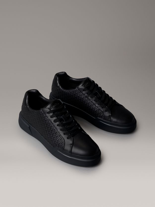 Durable Traction Logo Trainers