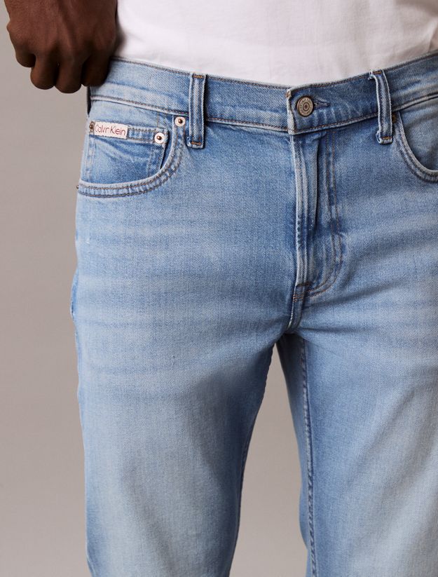 Slim Tapered Jeans