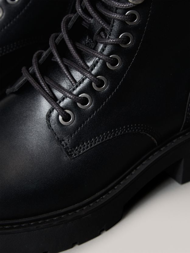 Leather Chunky Heeled Lace-Up Boots