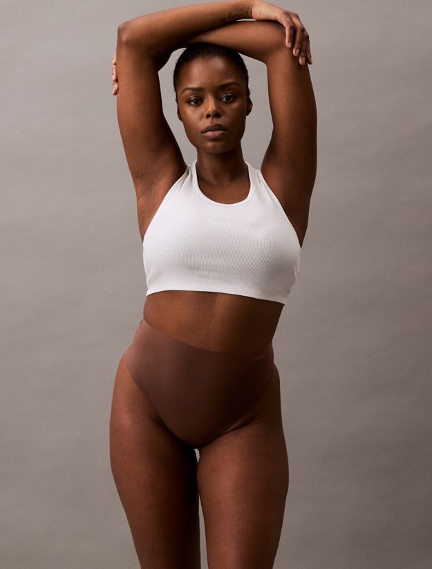 Sculpted Shapewear Thong - Stay Put Mesh