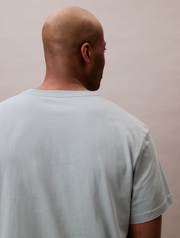 Plus Size Logo T-shirt