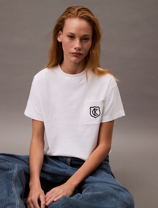 Cropped Shield Logo T-shirt