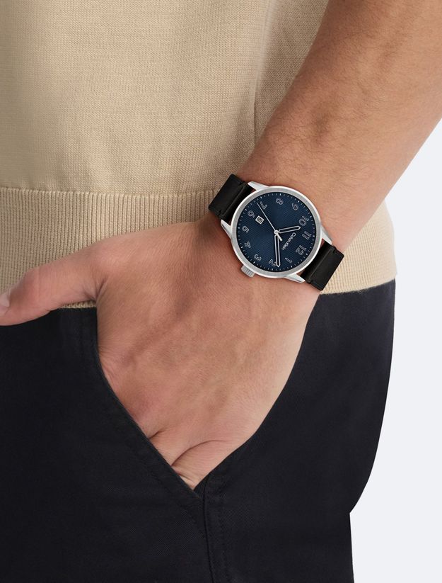 Minimalistic Pilot Watch