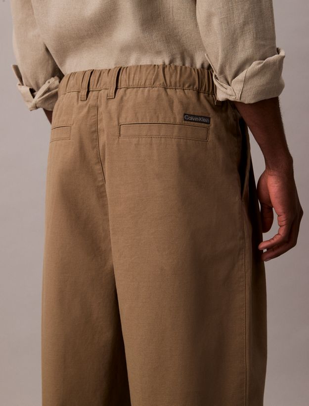 Wide Pleated Trousers