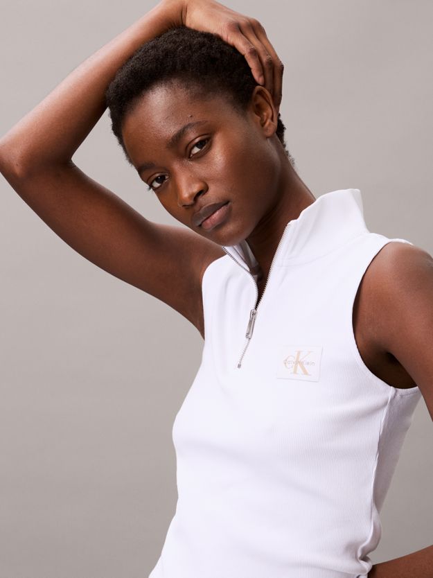 Sleeveless Quarter Zip Top