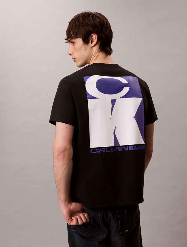 Bold Logo Graphic Relaxed T-Shirt