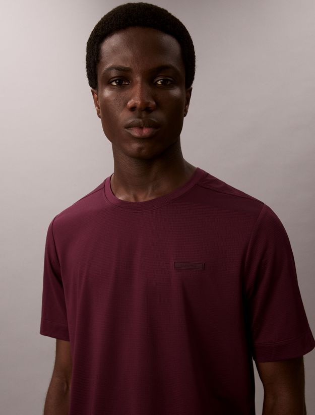 Breathable Anti-Wrinkle Travel T-shirt