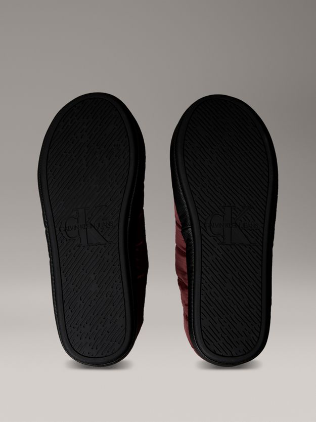 Quilted Padded Ripstop Slippers