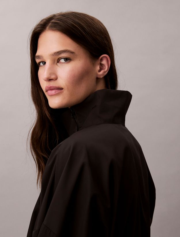 Lightweight Pullover Technical Jacket