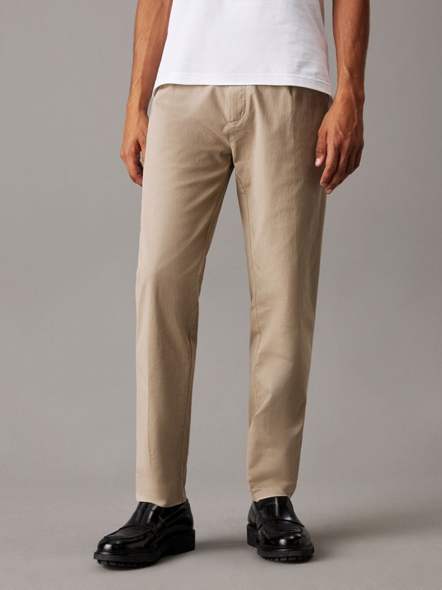 Tapered Twill Pleated Trousers