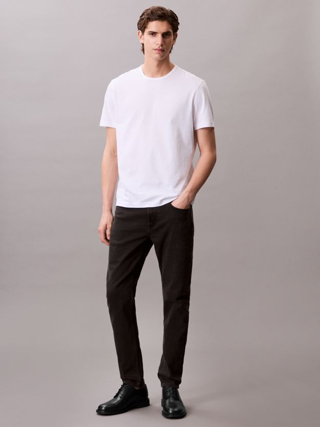 Slim Tapered Jeans