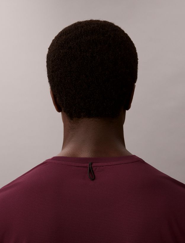 Breathable Anti-Wrinkle Travel T-shirt