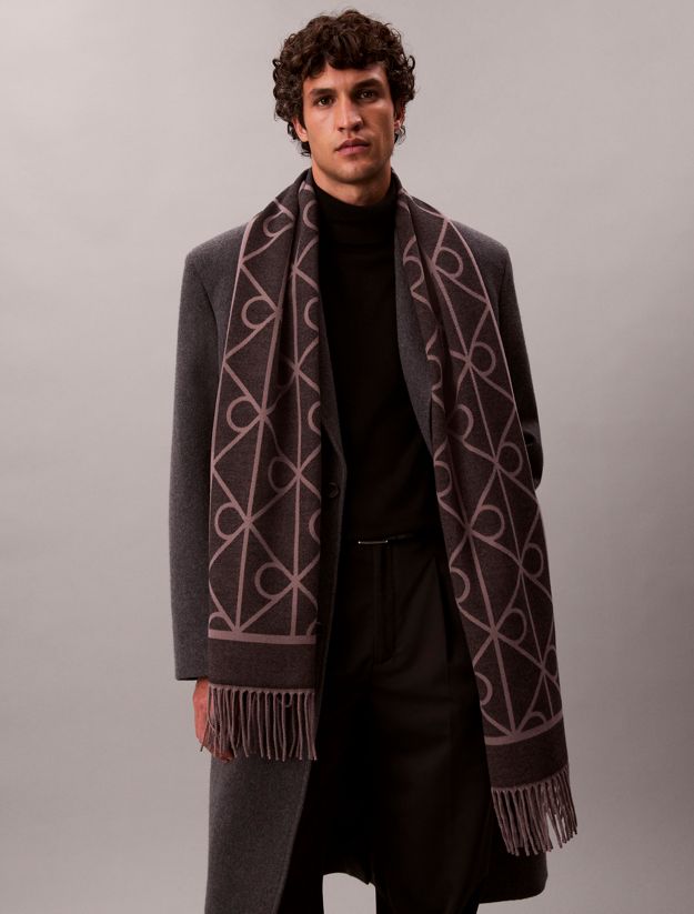 Soft Two-Tone Emblem Logo Scarf