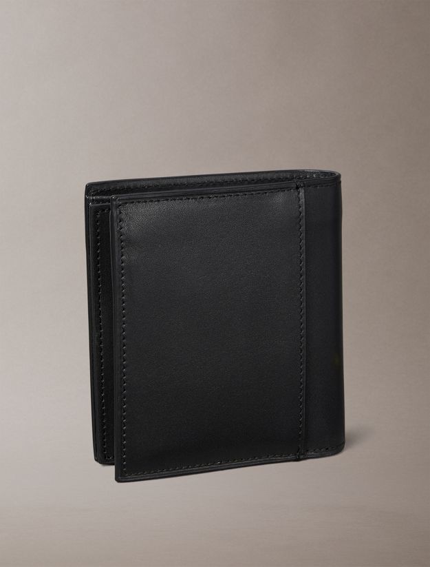 Plaque Logo Trifold Wallet
