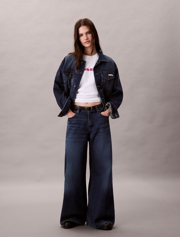 Embroidered Logo Graphic Classic T-Shirt