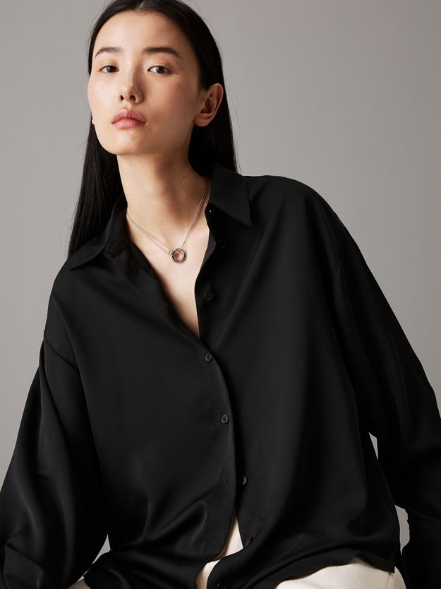 Two Tone Pendant Necklace