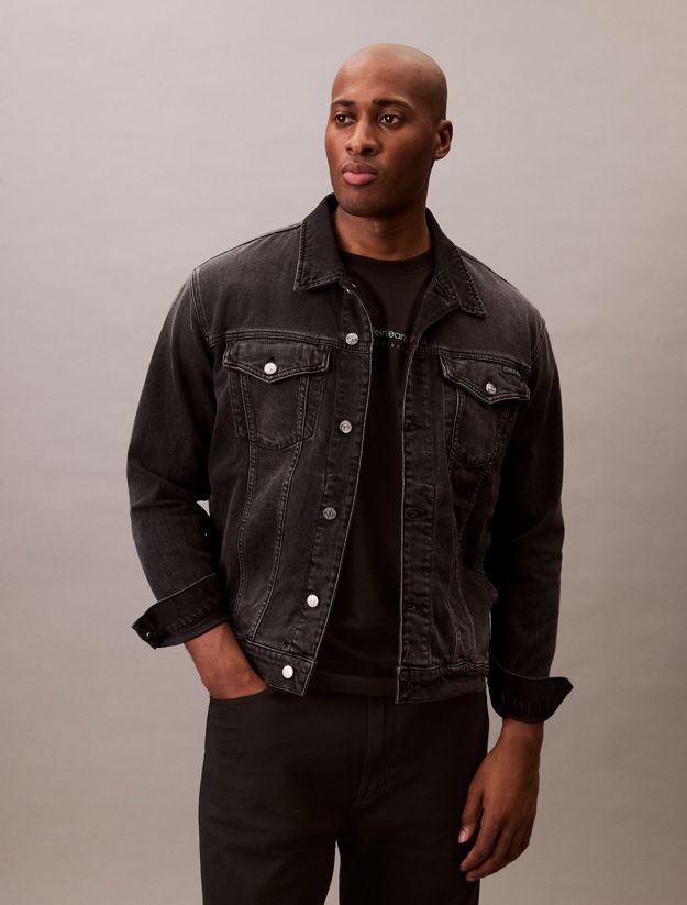 Plus Size Logo T-shirt