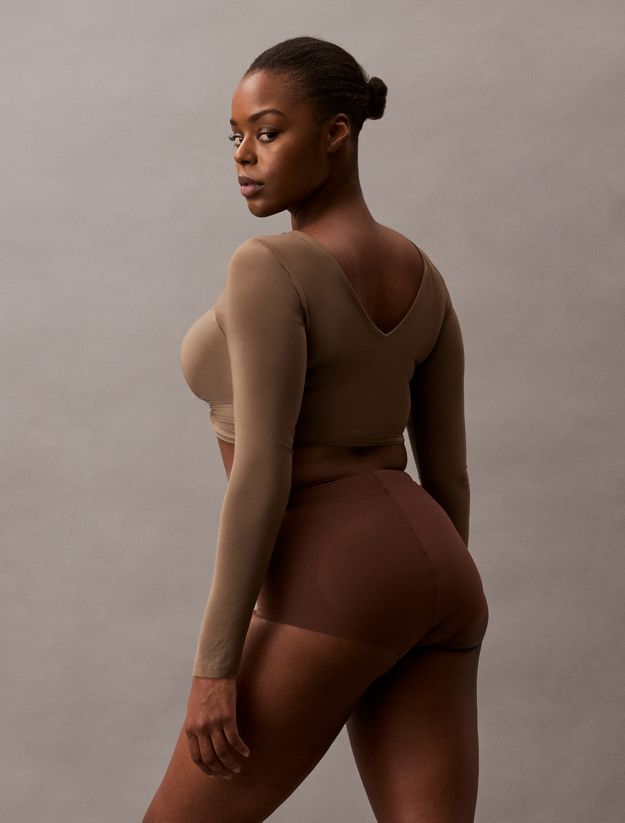 Sculpted Shapewear Briefs - Stay Put Mesh