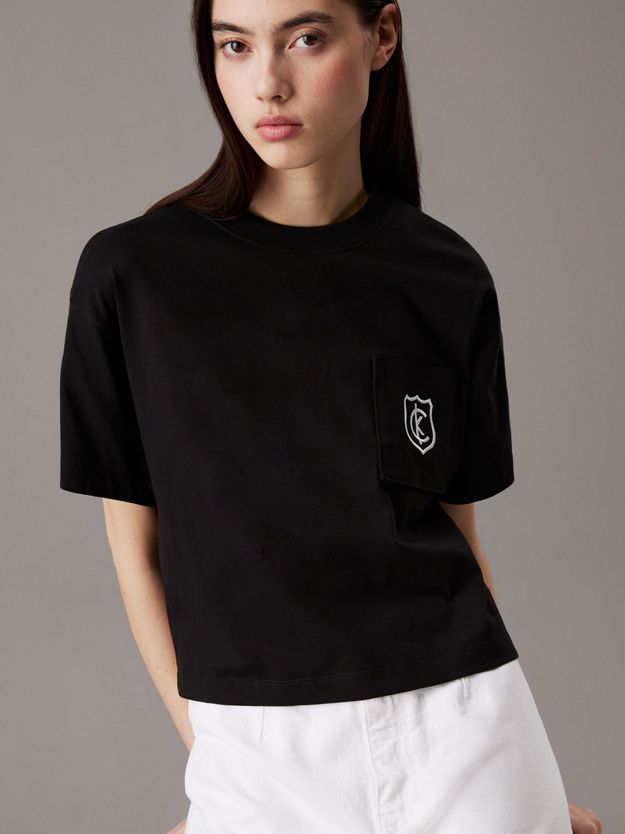 Cropped Shield Logo T-shirt
