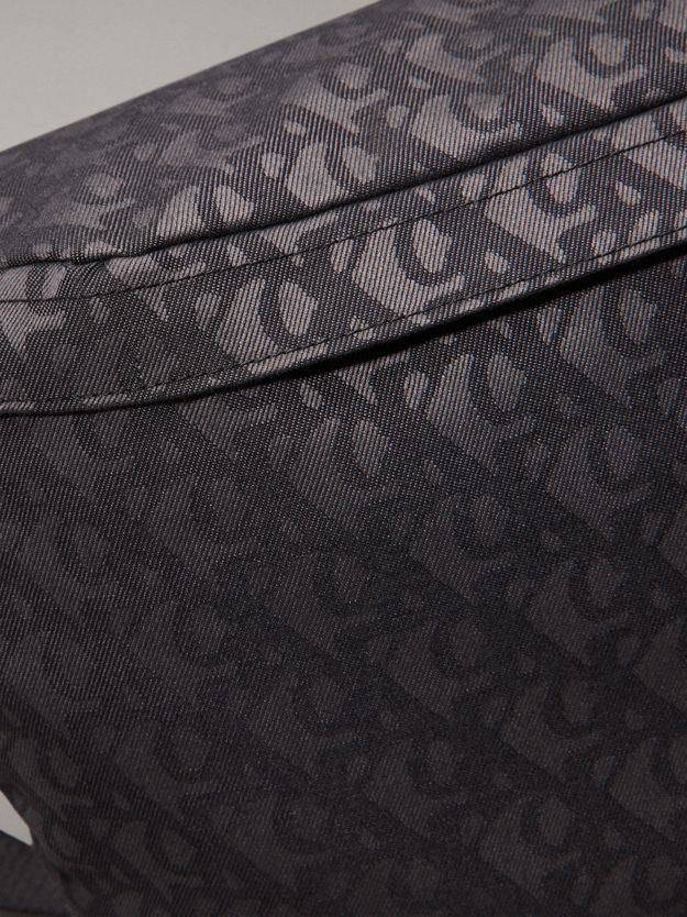 Oversized Logo Bum Bag