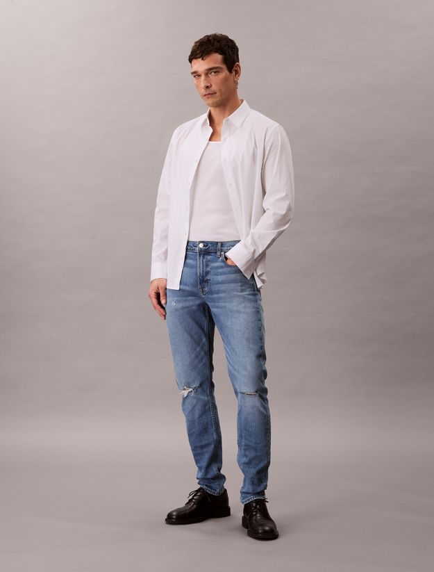 Slim Tapered Jeans