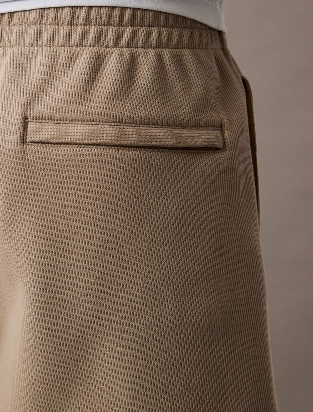 Double Rib Logo Short