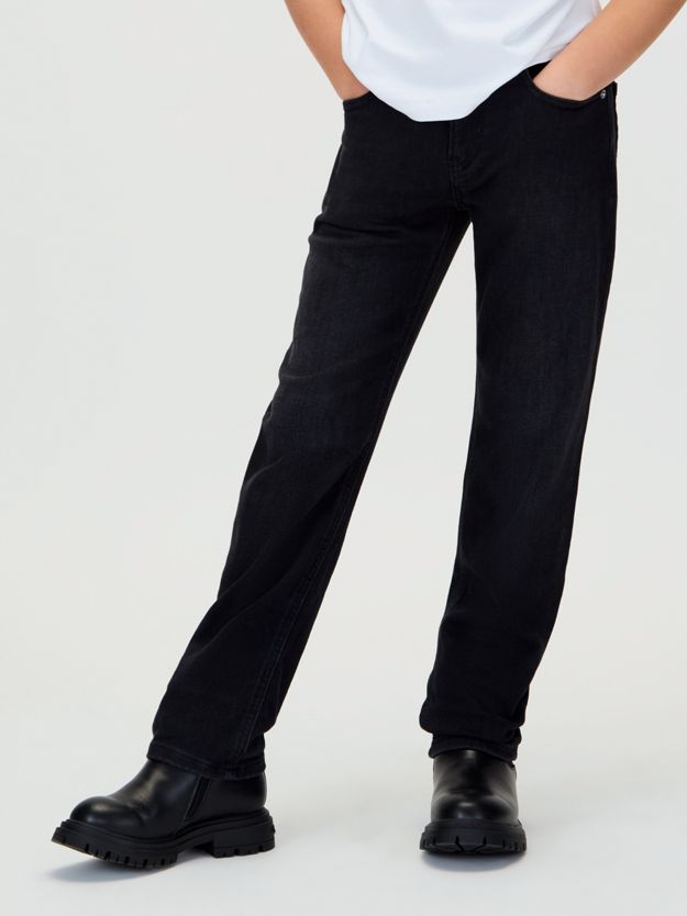 Mid Rise Straight Jeans