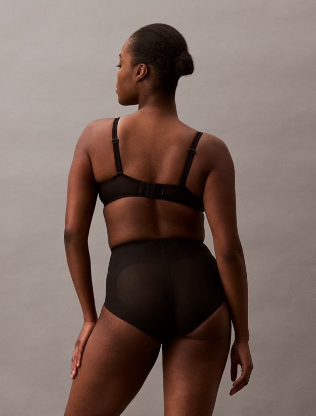 Sculpted Shapewear Briefs - Stay Put Mesh