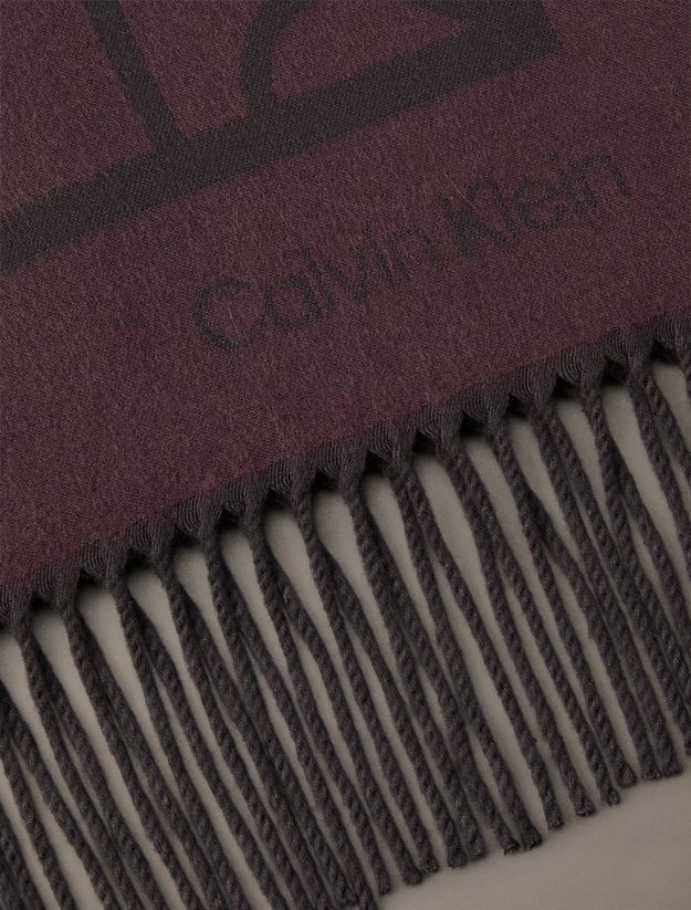 Soft Two-Tone Emblem Logo Scarf