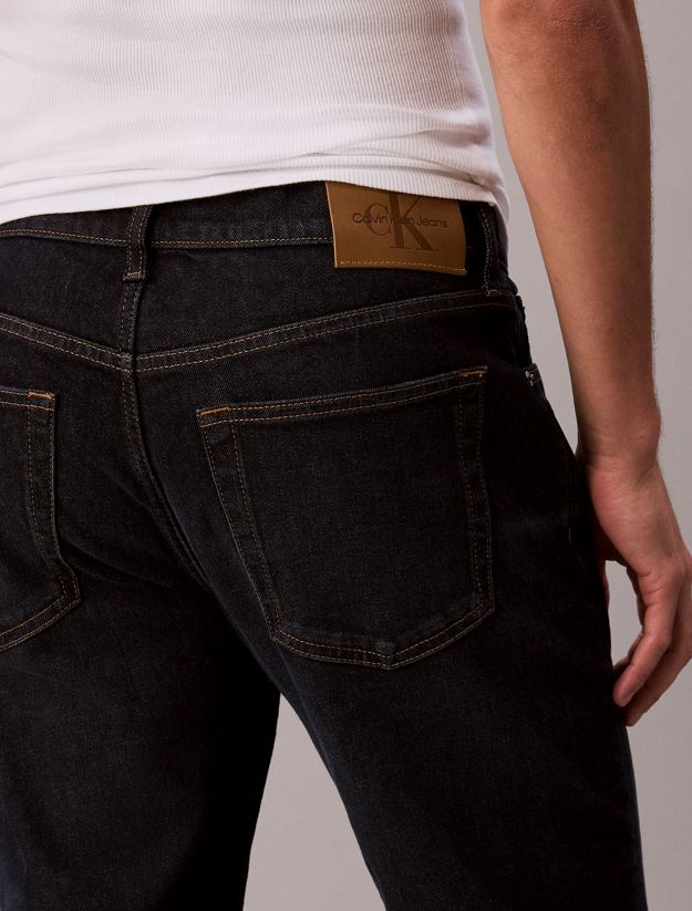Slim Tapered Jeans