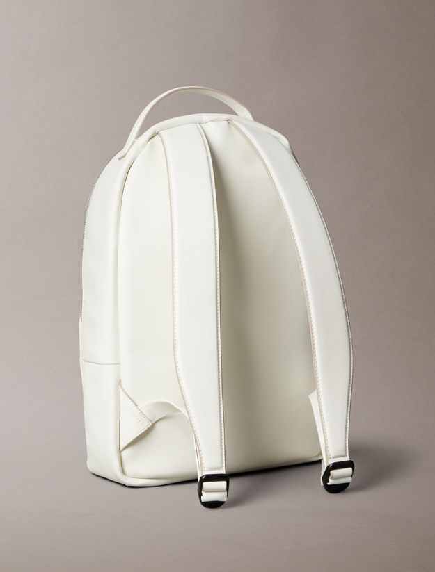 Slim Backpack