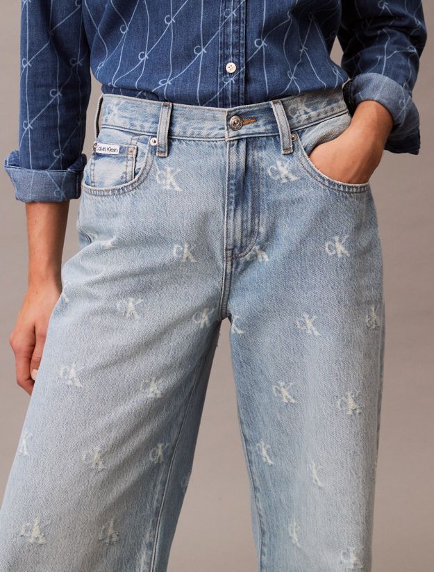Wide Leg Logo Jeans