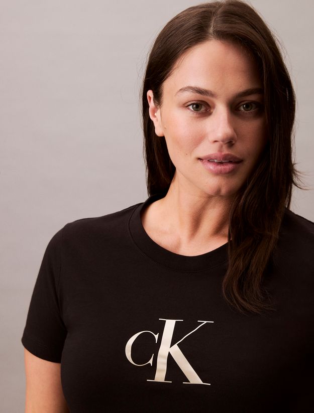 Plus Size Slim Monogram T-shirt