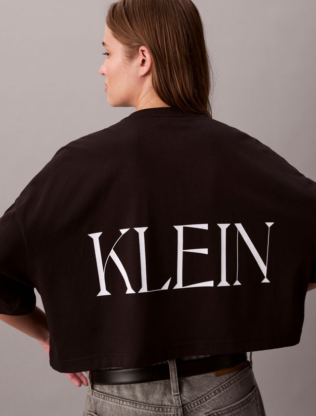 Cropped Graphic Logo T-shirt