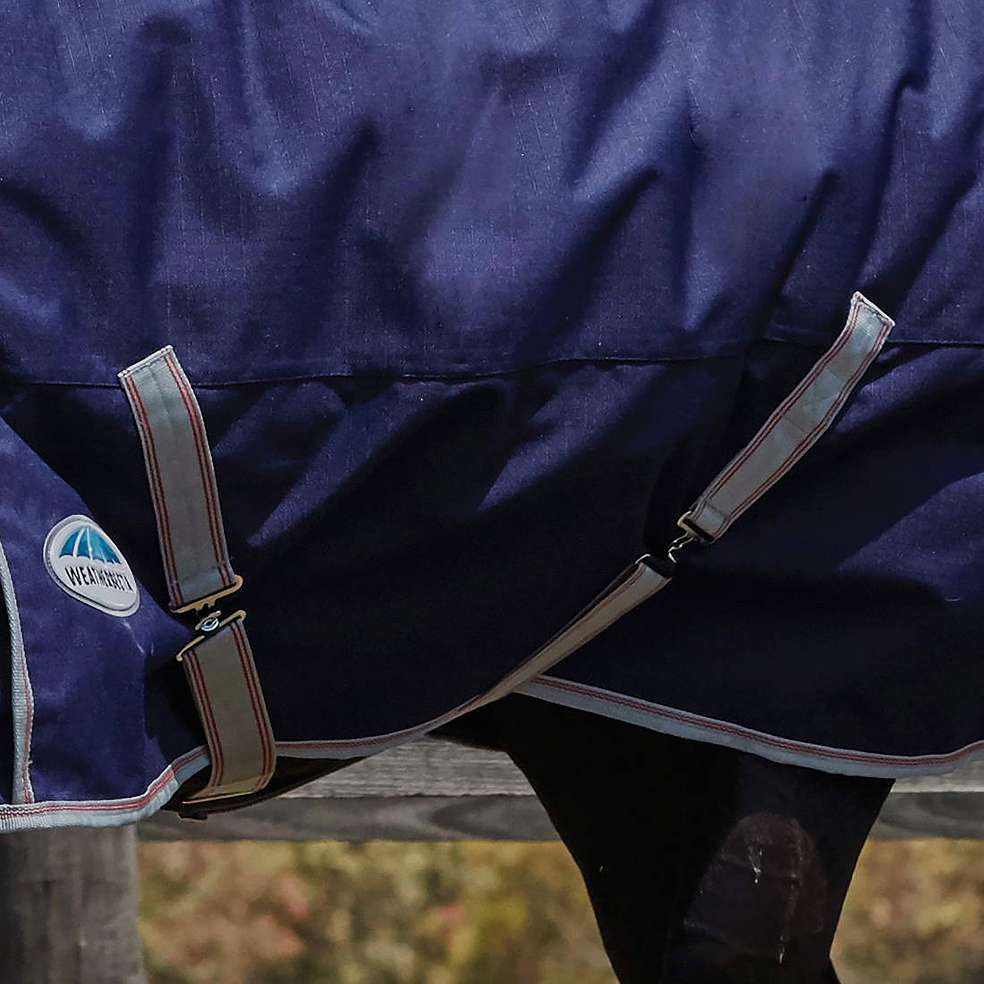 ComFiTec Essential 220g Medium Weight Combo Neck Turnout Rug