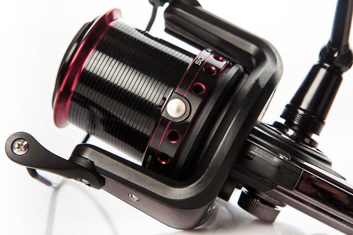 Sks Black Surf 8000 Reel
