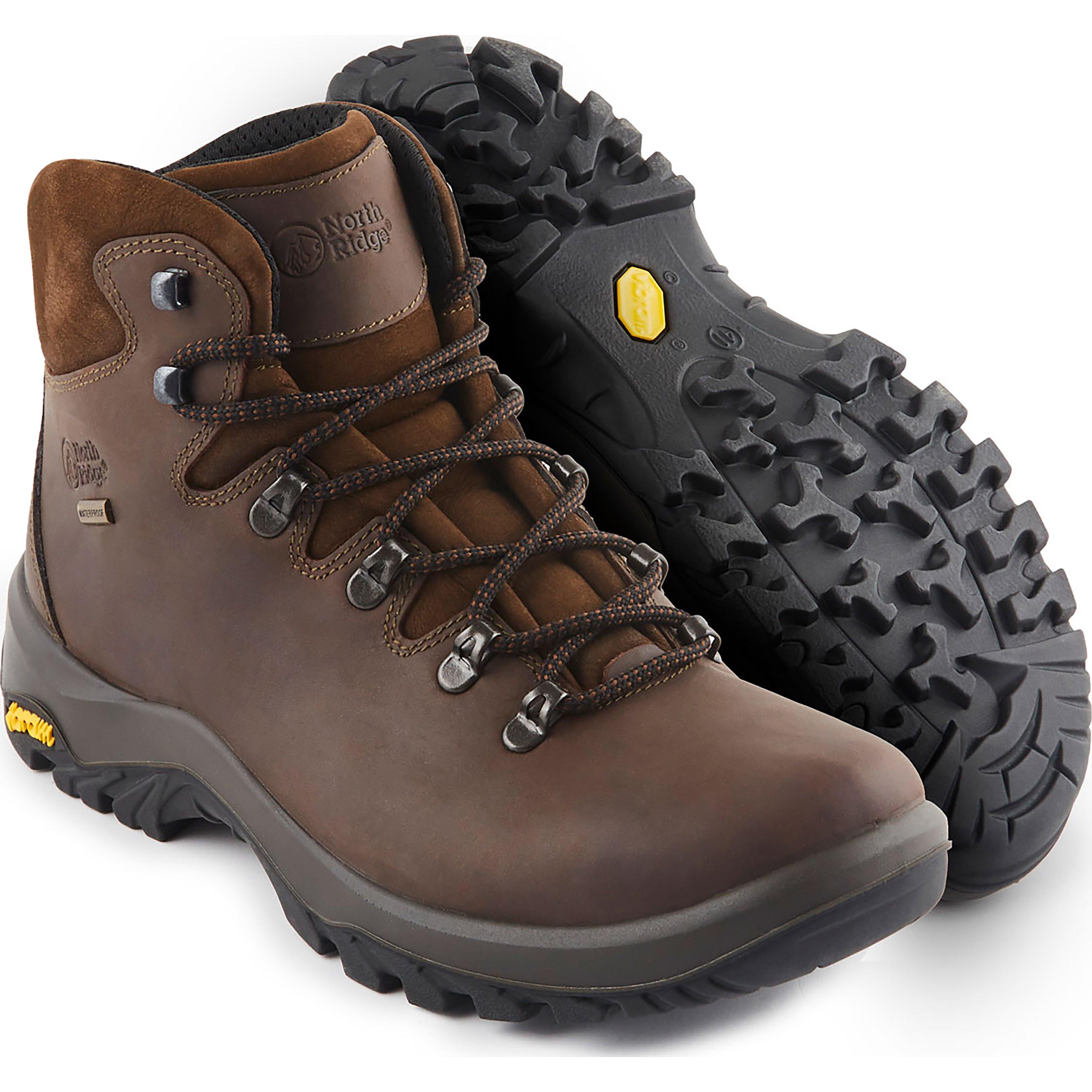 Women's Traverse Mid Walking Boots