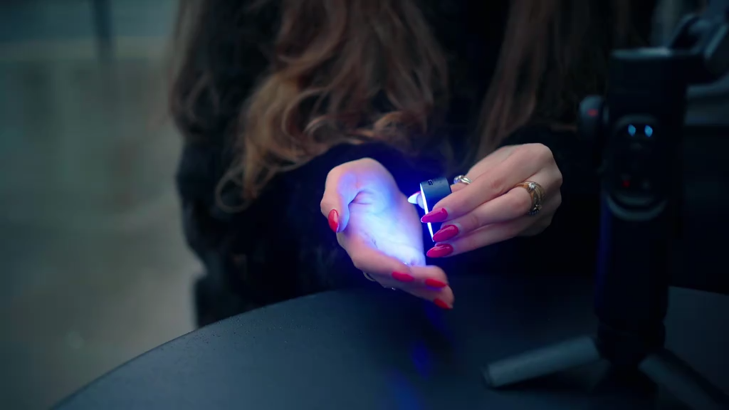 AOCHUAN 3-Axis Gimbal Stabilizer for Smartphone, Gimbal w/RGB Magnetic Fill Light Upgraded Face Tracking Focus Wheel Foldable iPhone Gimbal for iPhone/Android Phone gimbal Vlog Recording Smart XE